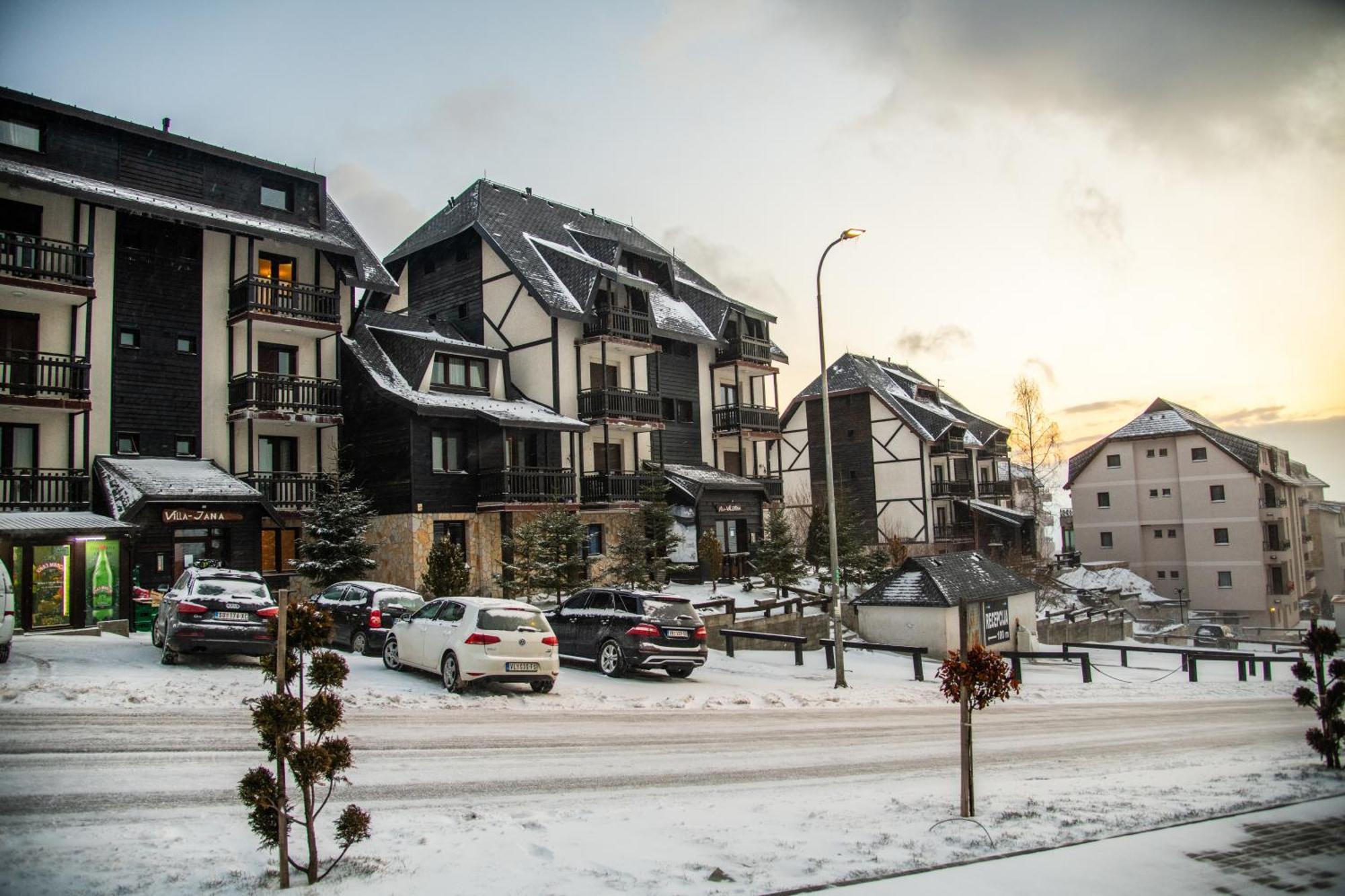 Jollykop Apartments Kopaonik Eksteriør billede